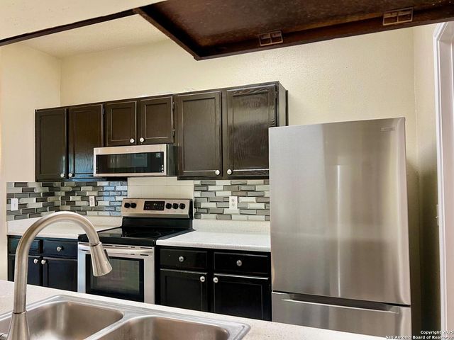 207 Canoga Park, San Antonio, TX 78245