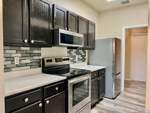 207 Canoga Park, San Antonio, TX 78245