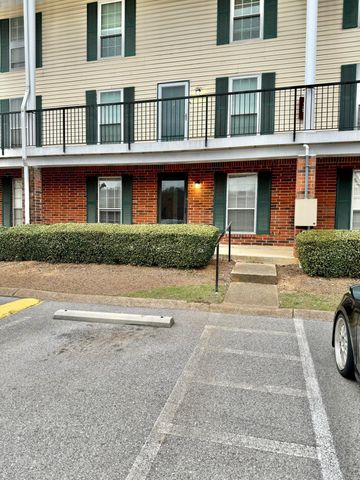 900 Mountain Creek Rd Apt G87, Chattanooga, TN 37405