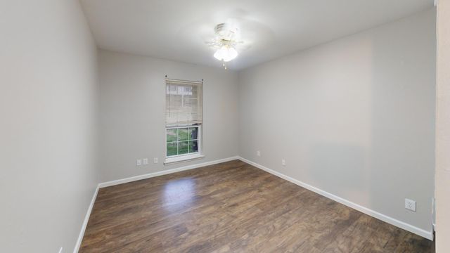 900 Mountain Creek Rd Apt G87, Chattanooga, TN 37405