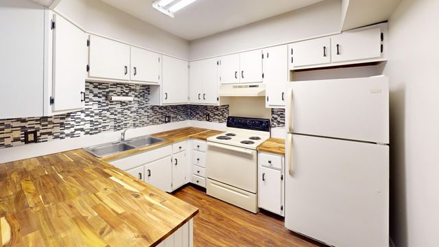 900 Mountain Creek Rd Apt G87, Chattanooga, TN 37405