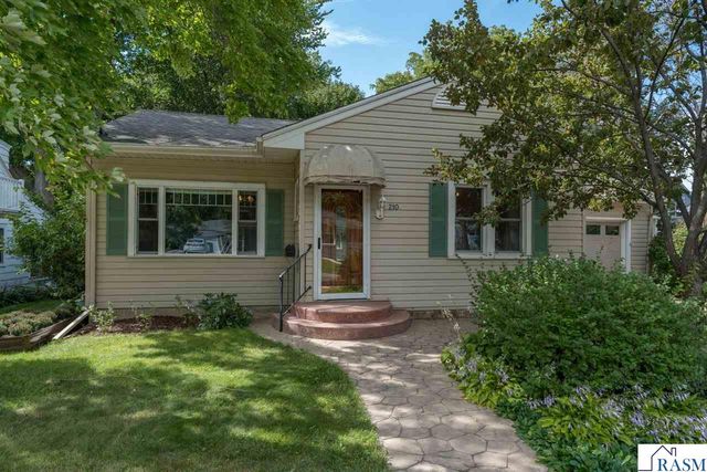 210 Viola Street, Mankato, MN 56001