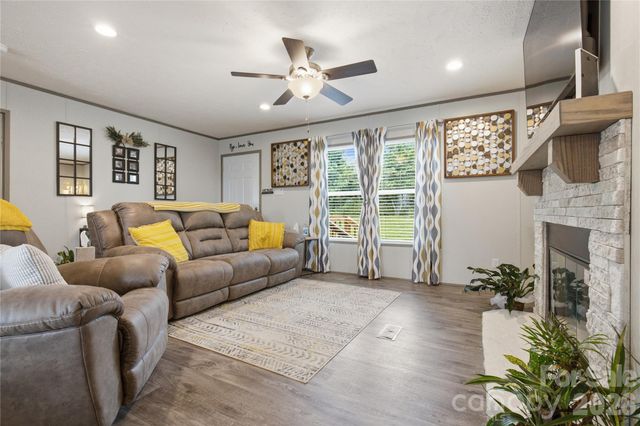 3906 Hollis Road, Ellenboro, NC 28040