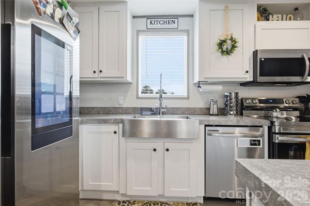 3906 Hollis Road, Ellenboro, NC 28040