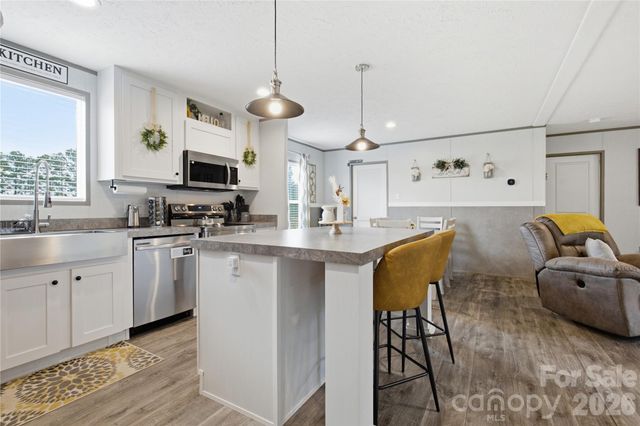 3906 Hollis Road, Ellenboro, NC 28040