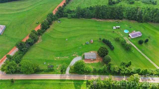 3906 Hollis Road, Ellenboro, NC 28040