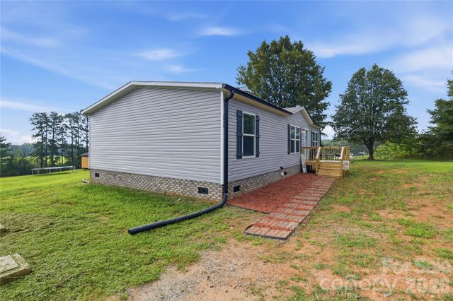 3906 Hollis Road, Ellenboro, NC 28040