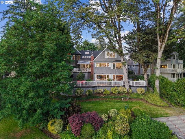 16755 GRAEF Cir, Lake Oswego, OR 97035