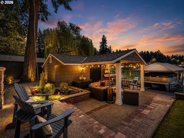16755 GRAEF Cir, Lake Oswego, OR 97035