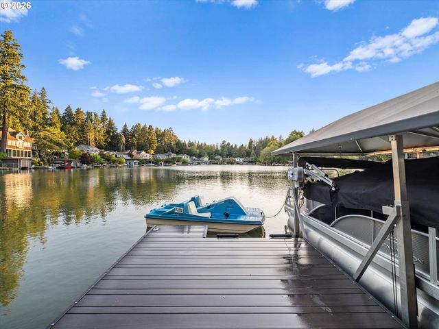 16755 GRAEF Cir, Lake Oswego, OR 97035