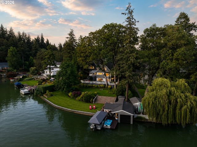 16755 GRAEF Cir, Lake Oswego, OR 97035