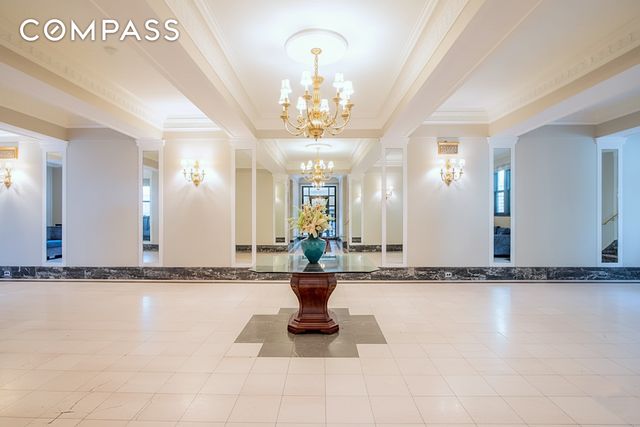 24 Bennett Ave Apt 62A, New York City, NY 10033