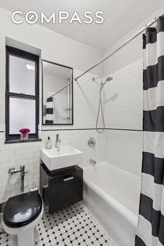 24 Bennett Ave Apt 62A, New York City, NY 10033
