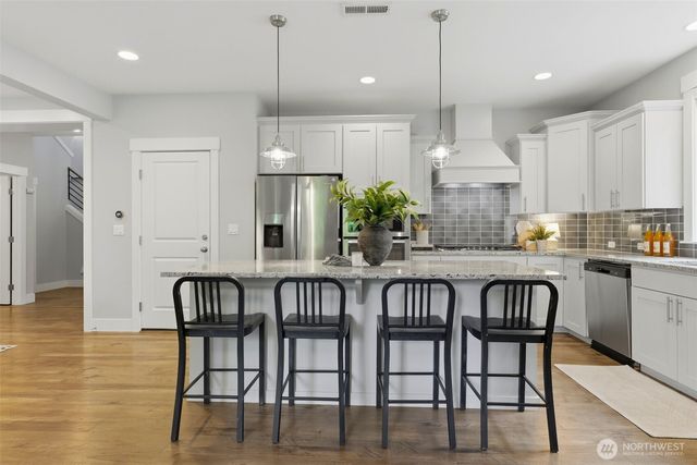 5609 Makovich Place, Gig Harbor, WA 98335