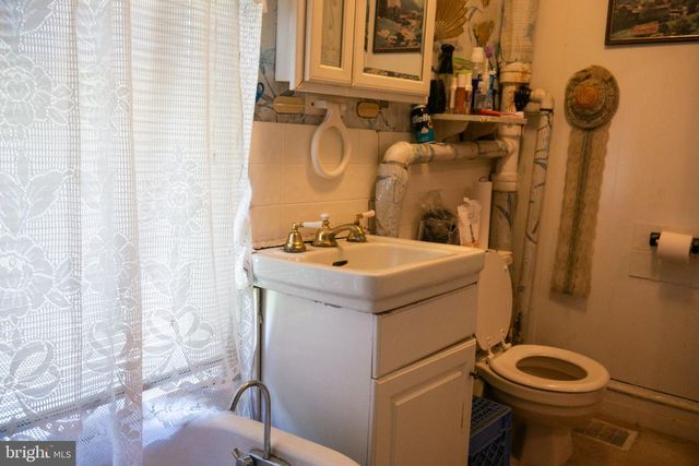2232 CHESTER ST SE, Washington, DC 20020