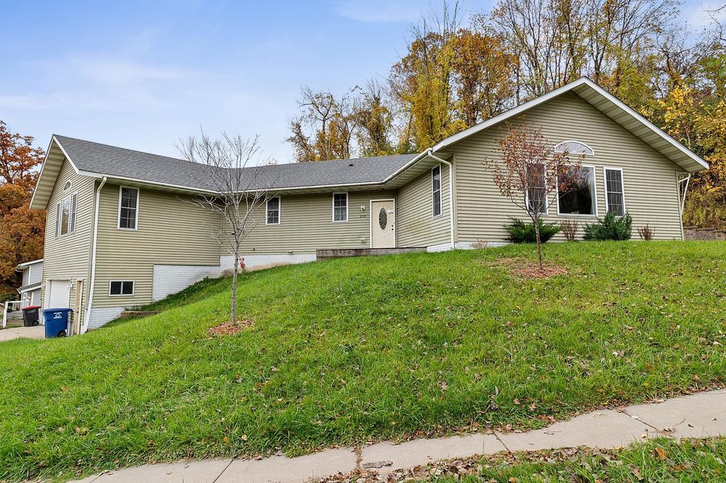 2391 Brooks Avenue, Red Wing, MN 55066