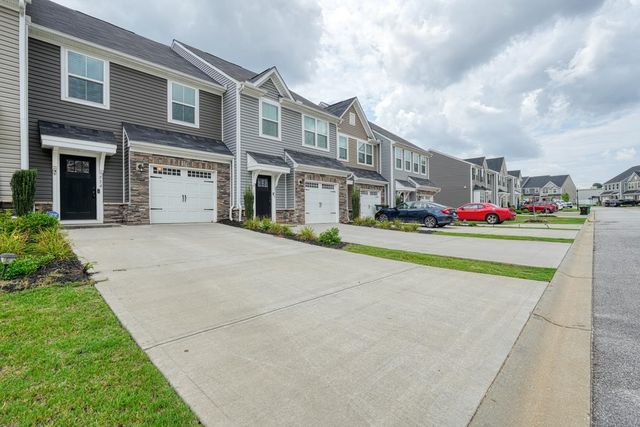 554 Preakness Run, Spartanburg, SC 29301
