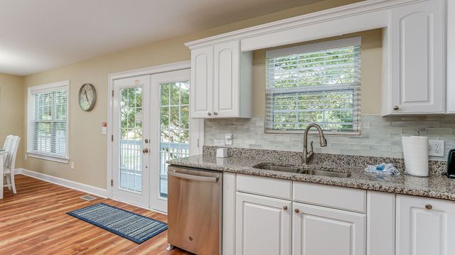 304 2nd Ave. S, North Myrtle Beach, SC 29582