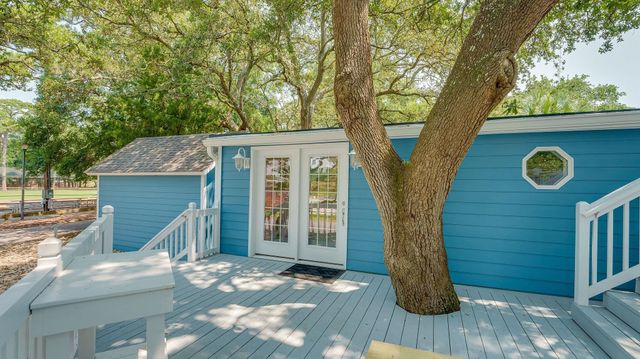 304 2nd Ave. S, North Myrtle Beach, SC 29582