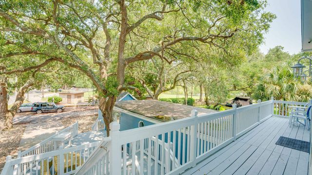 304 2nd Ave. S, North Myrtle Beach, SC 29582