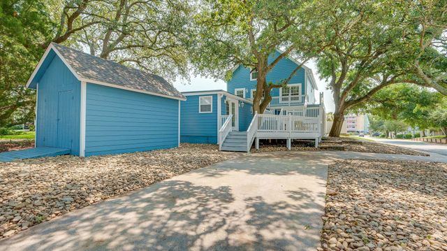 304 2nd Ave. S, North Myrtle Beach, SC 29582