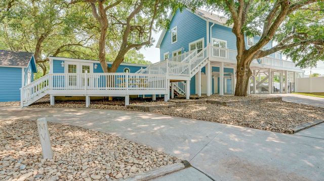 304 2nd Ave. S, North Myrtle Beach, SC 29582