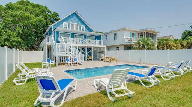 304 2nd Ave. S, North Myrtle Beach, SC 29582