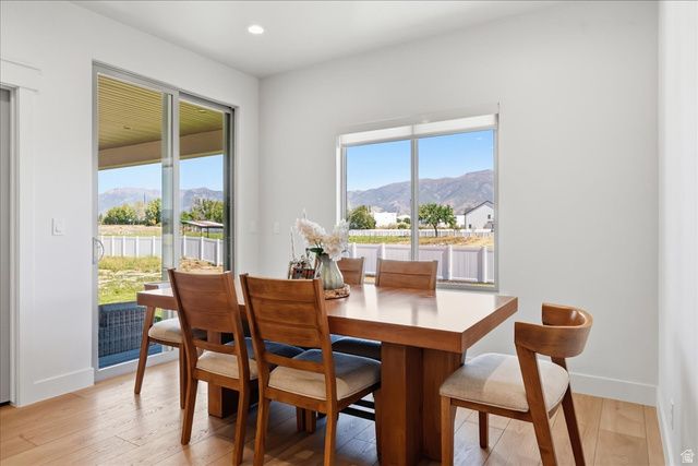 350 N AMBER LN, Layton, UT 84041