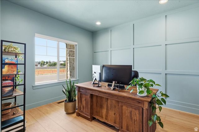 350 N AMBER LN, Layton, UT 84041