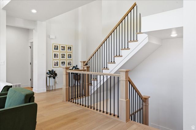 350 N AMBER LN, Layton, UT 84041
