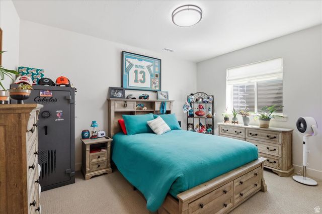 350 N AMBER LN, Layton, UT 84041