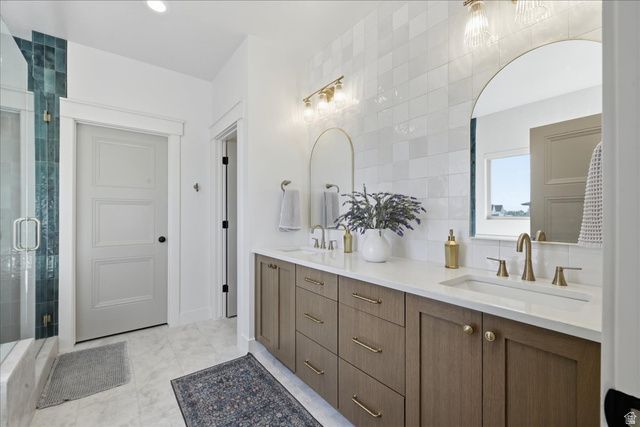350 N AMBER LN, Layton, UT 84041