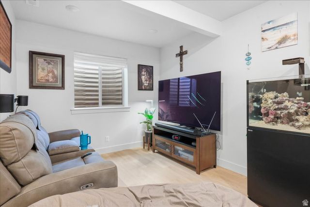 350 N AMBER LN, Layton, UT 84041