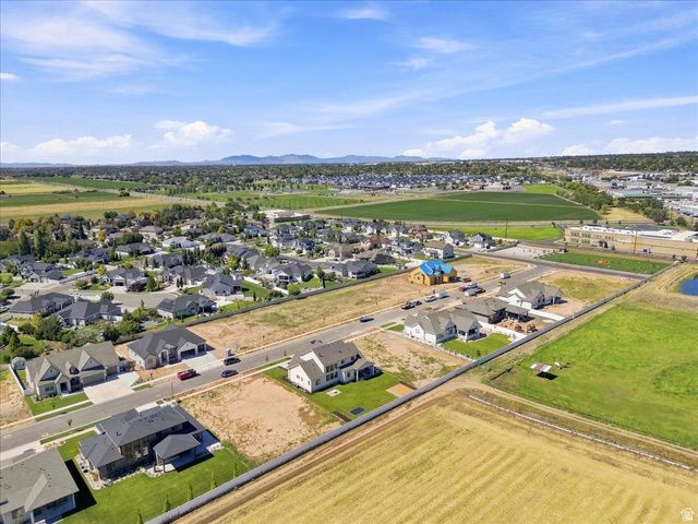 350 N AMBER LN, Layton, UT 84041