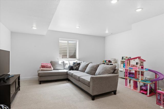 350 N AMBER LN, Layton, UT 84041