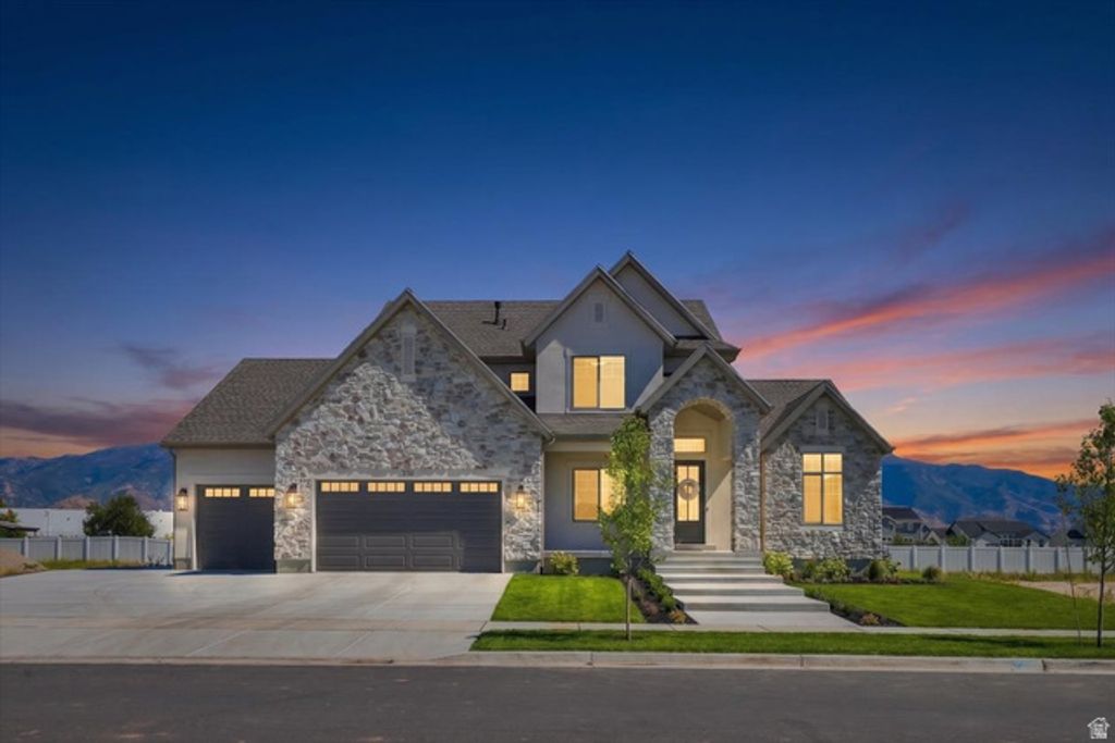 350 N AMBER LN, Layton, UT 84041 — exterior