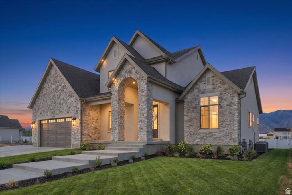 350 N AMBER LN, Layton, UT 84041 — photo 2