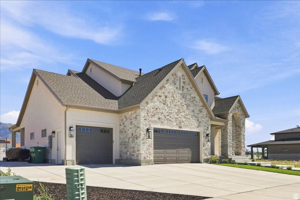 350 N AMBER LN, Layton, UT 84041 — photo 4