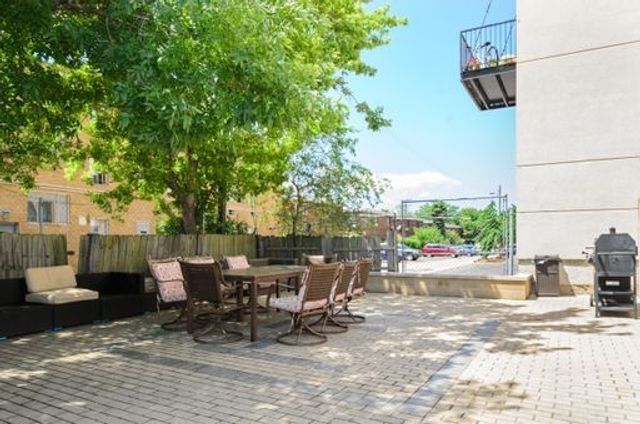 2451 W Howard Street 204, Chicago, IL 60645