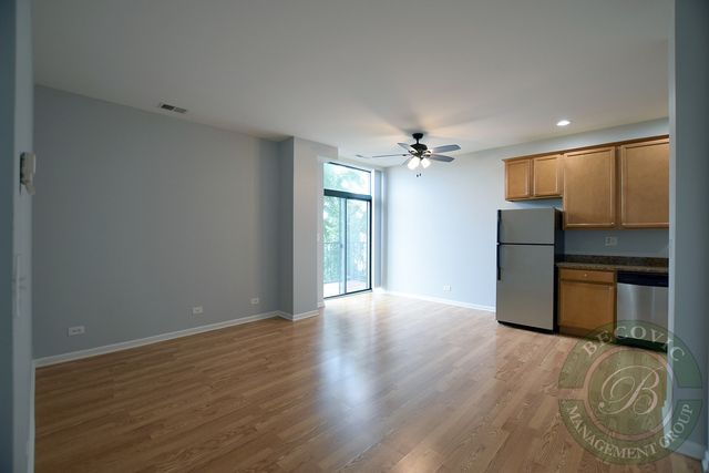 2451 W Howard Street 204, Chicago, IL 60645