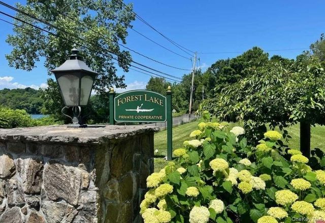 40 GARDENIA Circle 40, Hopewell Junction, NY 12533