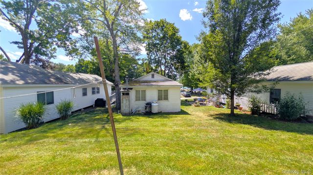 40 GARDENIA Circle 40, Hopewell Junction, NY 12533