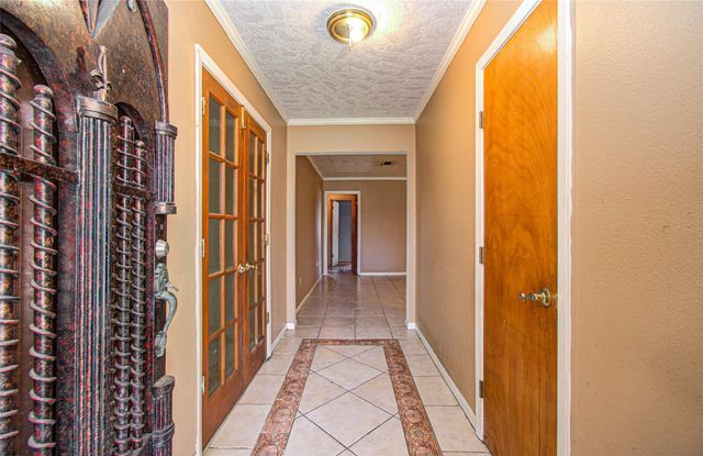 8428 Swiftwater Lane, Houston, TX 77075