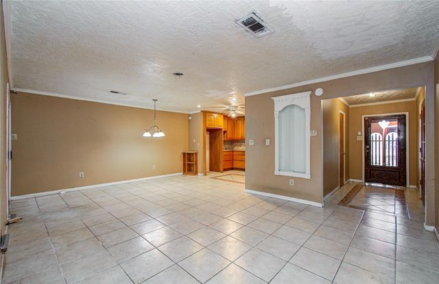 8428 Swiftwater Lane, Houston, TX 77075