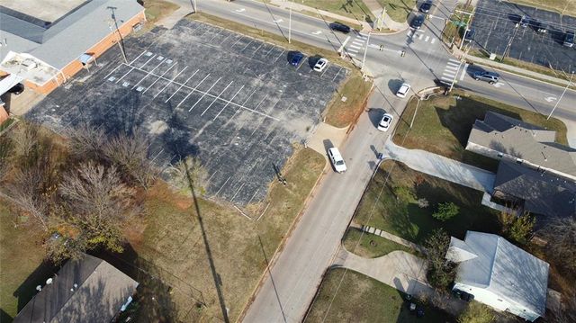 933 NE 30th Street, Oklahoma City, OK 73105