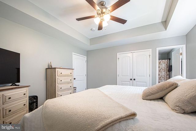 227 MOUNTAIN HEIGHTS RD, Front Royal, VA 22630