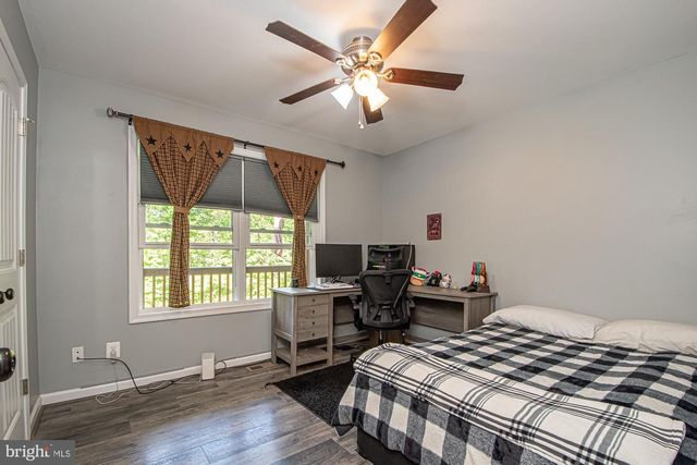227 MOUNTAIN HEIGHTS RD, Front Royal, VA 22630