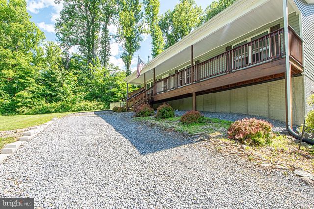 227 MOUNTAIN HEIGHTS RD, Front Royal, VA 22630