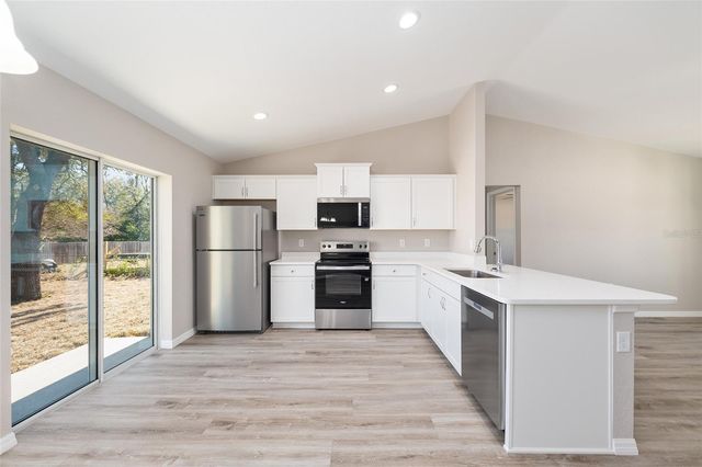 19 WATER TRACK LOOP, Ocala, FL 34472