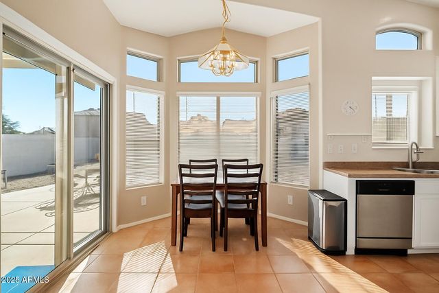 11535 E PERSIMMON Avenue, Mesa, AZ 85212